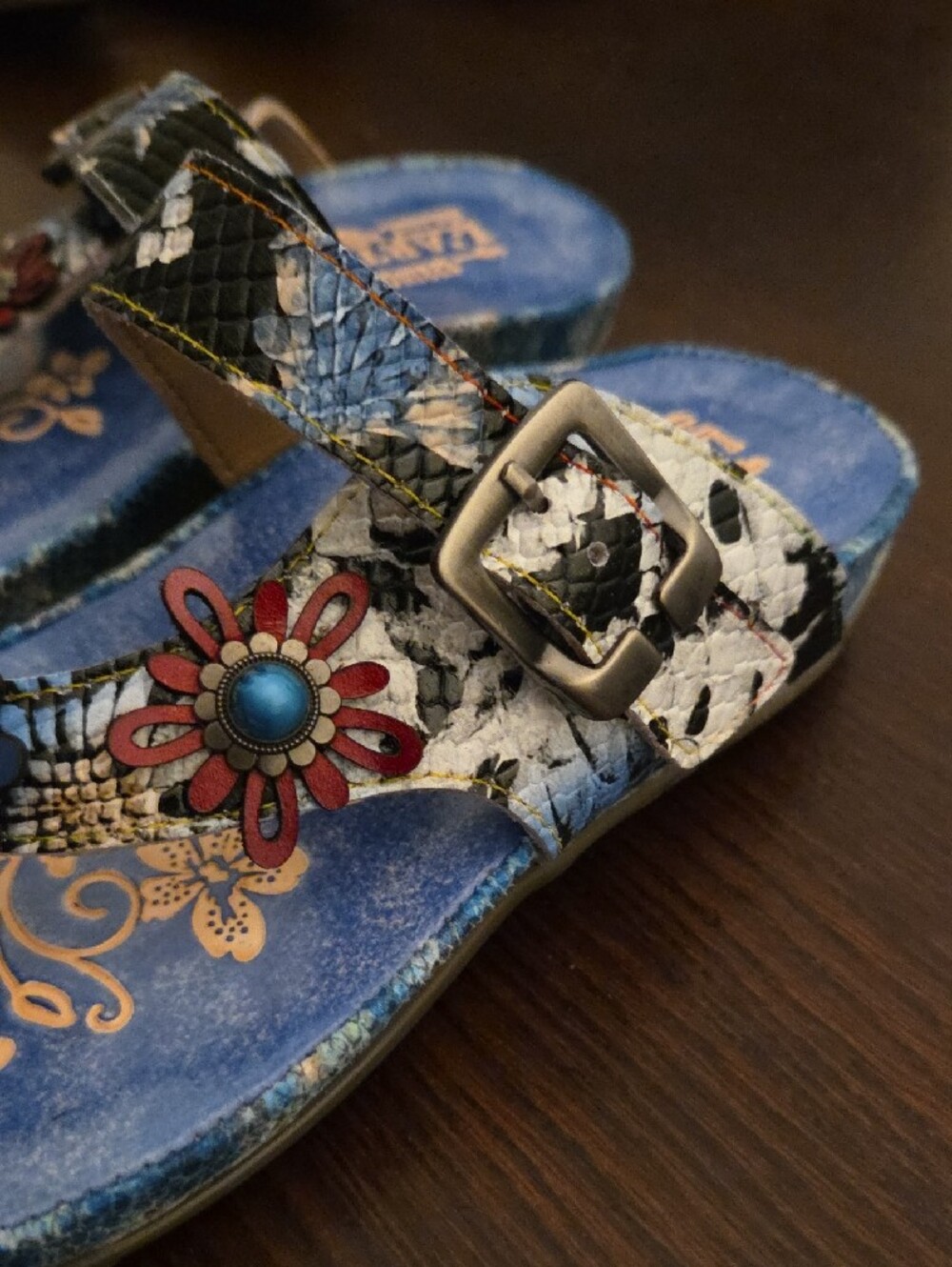 L'Artiste Kindness Slide Blue Floral Embellished Slide Sandals Spring Step - Picture 8 of 9